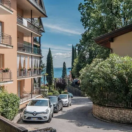 Διαμέρισμα Emma Gardone Riviera